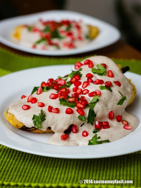 chiles en Nogada image 2